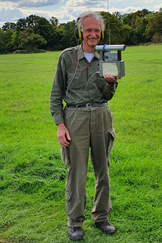 533x800 pixels (236K)